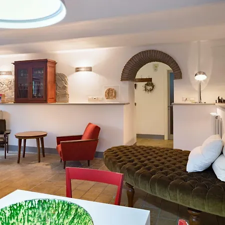 La Taverna Fra Le Colline أريتسو